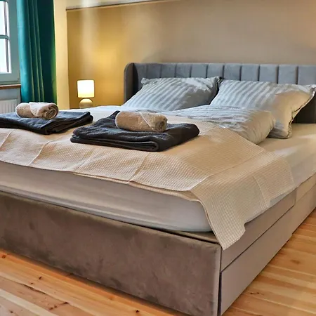 Alte Dorfschule Westerwald * Puderbach (Neuwied)