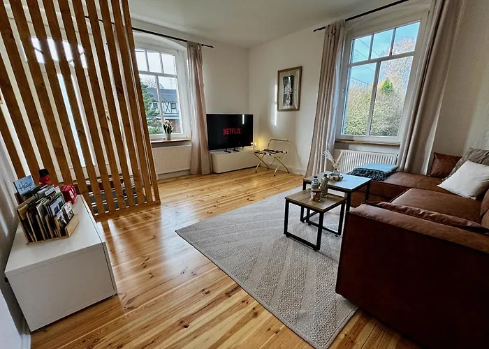 Alte Dorfschule Westerwald * Puderbach (Neuwied)